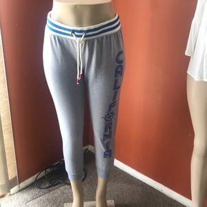 Crop destination joggers